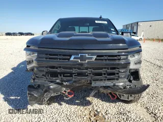 2022 Chevrolet Silverado 1500 LT Trail Boss with VIN 3GCUDFED6NG547071, listed as a Copart auction lot 86056644 with 36,284 mi miles and Salvage Title. Bid and sale history available at DreamBid. Image 5.