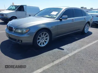 2006 BMW 7 Series 750Li with VIN WBAHN83596DT30289, listed as a IAAI auction lot 41964071 with 174,598 mi miles. Bid and sale history available at carsss.com. Image 2.