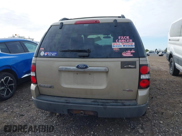 2006 Ford Explorer XLT with VIN 1FMEU73E46UA11137, listed as a IAAI auction lot 41995188 with 166,874 mi miles. Bid and sale history available at carsss.com. Image 17.