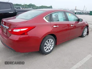 2016 Nissan Altima S with VIN 1N4AL3AP1GC252590, listed as a IAAI auction lot 42484101 with Not provided miles and . Bid and sale history available at DreamBid. Image 4.