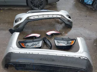 2018 Ford Edge SE с VIN 2FMPK4G93JBC54396, выставлен на аукционе IAAI как лот 42213098 с пробегом 50 085 миль миль и . История ставок и продаж доступна на DreamBid. Изображение 12.
