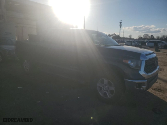 2018 Toyota Tundra 4WD SR5 with VIN 5TFDY5F13JX681559, listed as a Copart auction lot 46679485 with 226,615 mi miles and Salvage Title. Bid and sale history available at carsss.com. Image 4.