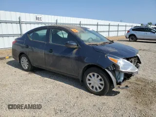 2017 Nissan Versa S Plus z VIN 3N1CN7AP4HL870970, wystawiony jako Copart lot #59302015 z przebiegiem 70 568 mil mil oraz Szkoda całkowita • Salvage title. Historia ofert i sprzedaży dostępna na DreamBid. Obrazek 4.