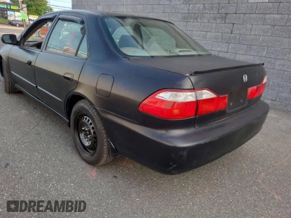1998 Honda Accord EX with VIN 1HGCG5553WA181576, listed as a Copart auction lot 73632904 with 268,641 mi miles and Clean title. Bid and sale history available at DreamBid. Image 3.