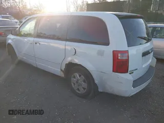 2010 Dodge Grand Caravan SE with VIN 2D4RN4DE8AR498559, listed as a IAAI auction lot 40886502 with Not Provided miles and . Bid and sale history available at DreamBid. Image 3.