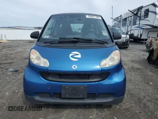 2008 Smart fortwo Pure z VIN WMEEJ31X38K136723, wystawiony jako Copart lot #49301765 z przebiegiem 63 431 mil mil oraz Czysty tytuł • Clean title. Historia ofert i sprzedaży dostępna na DreamBid. Obrazek 5.