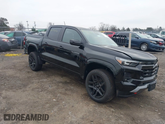 2024 Chevrolet Colorado 4WD Z71 with VIN 1GCPTDEK1R1300919, listed as a IAAI auction lot 41197636 with 536 mi miles. Bid and sale history available at carsss.com. Image 1.