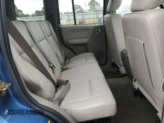 2005 Jeep Liberty Limited z VIN 1J8GL58K95W558452, wystawiony jako Copart lot #47108655 z przebiegiem 80 163 mil mil oraz Szkoda całkowita • Salvage title. Historia ofert i sprzedaży dostępna na DreamBid. Obrazek 11.