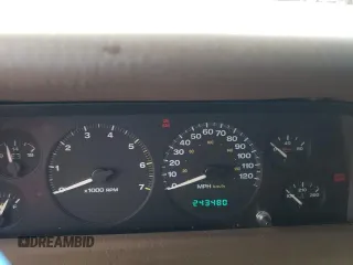 1999 Jeep Grand Cherokee Limited with VIN 1J4GW68S1XC744666, listed as a Copart auction lot 88337895 with 243,480 mi miles and Salvage Title. Bid and sale history available at carsss.com. Image 9.