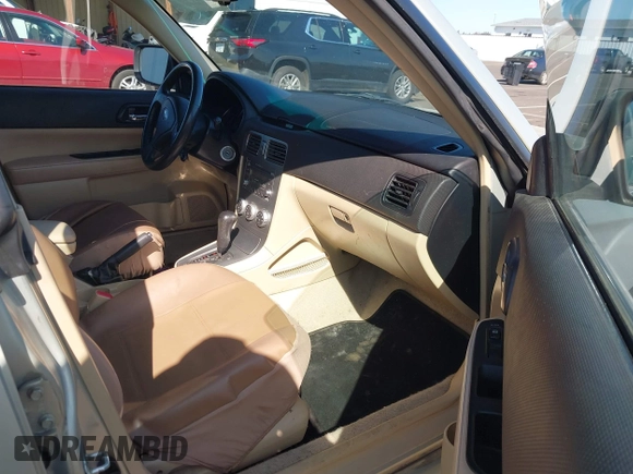 2007 Subaru Forester X w/Premium Pkg with VIN JF1SG65647H721895, listed as a IAAI auction lot 42034626 with 163,078 mi miles. Bid and sale history available at carsss.com. Image 5.