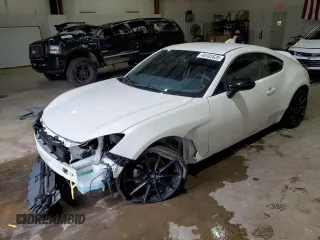 2024 Toyota GR86 Premium with VIN JF1ZNBE1XR8755702, listed as a Copart auction lot 45182635 with 9,214 mi miles and Salvage Title. Bid and sale history available at carsss.com. Image 1.
