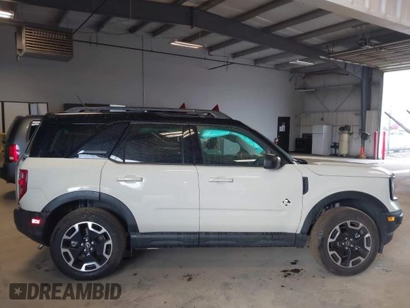 2024 Ford Bronco Sport Outer Banks with VIN 3FMCR9C69RRF55495, listed as a IAAI auction lot 42116001 with 2,834 mi miles and . Bid and sale history available at DreamBid. Image 13.