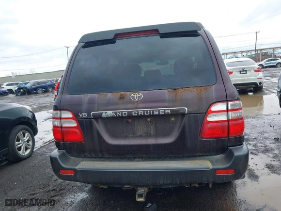 2004 Toyota Land Cruiser with VIN JTEHT05J242066695, listed as a IAAI auction lot 41725358 with 226,895 mi miles. Bid and sale history available at carsss.com. Image 16.