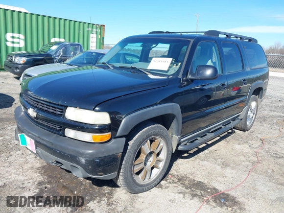2002 Chevrolet Suburban Z71 with VIN 3GNFK16Z52G264577, listed as a IAAI auction lot 41581984 with 321,321 mi miles. Bid and sale history available at carsss.com. Image 17.