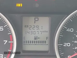 2014 Subaru Crosstrek Premium z VIN JF2GPAWC0E8320818, wystawiony jako IAAI lot #42300947 z przebiegiem 143 077 mil mil oraz . Historia ofert i sprzedaży dostępna na DreamBid. Obrazek 15.