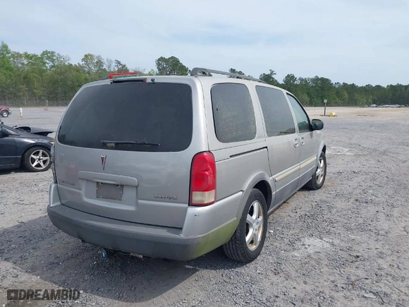 2005 Pontiac Montana SV6 w/1SB Pkg with VIN 1GMDV33L45D167273, listed as a IAAI auction lot 41973662 with 148,021 mi miles. Bid and sale history available at carsss.com. Image 4.