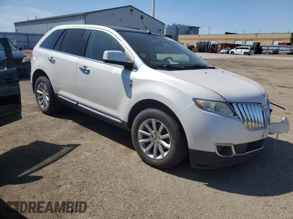 2011 Lincoln MKX z VIN 2LMDJ8JK3BBJ03668, wystawiony jako Copart lot #54588045 z przebiegiem 163 646 mil mil oraz Szkoda całkowita • Salvage title. Historia ofert i sprzedaży dostępna na DreamBid. Obrazek 4.