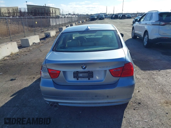 2011 BMW 3 Series 328i xDrive with VIN WBAPK5C54BA660498, listed as a IAAI auction lot 41883414 with 140,938 mi miles and . Bid and sale history available at DreamBid. Image 16.