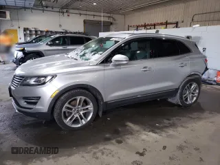 2015 Lincoln MKC with VIN 5LMCJ2A92FUJ44937, listed as a Copart auction lot 89178455 with 95,546 mi miles and Salvage Title. Bid and sale history available at carsss.com. Image 1.