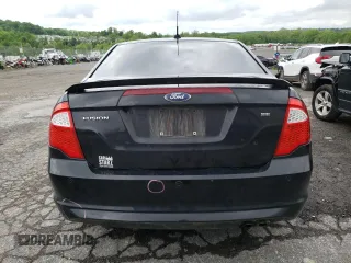 2012 Ford Fusion SE z VIN 3FAHP0HA6CR359083, wystawiony jako Copart lot #56463515 z przebiegiem 135 730 mil mil oraz Szkoda całkowita • Salvage title. Historia ofert i sprzedaży dostępna na DreamBid. Obrazek 6.