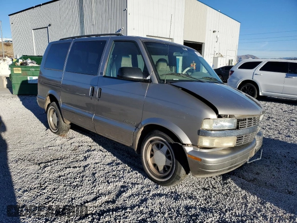 2002 Chevrolet Astro with VIN 1GNDM19X42B136240, listed as a Copart auction lot 87724935 with 195,652 mi miles and Salvage Title. Bid and sale history available at carsss.com. Image 4.