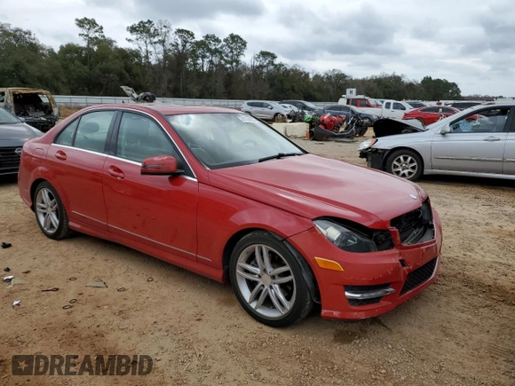 2013 Mercedes-Benz C 250 Sport z VIN WDDGF4HB1DR275426, wystawiony jako Copart lot #47704875 z przebiegiem 95 061 mil mil oraz Szkoda całkowita • Salvage title. Historia ofert i sprzedaży dostępna na DreamBid. Obrazek 4.
