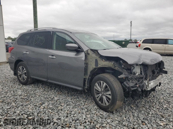 2019 Nissan Pathfinder S z VIN 5N1DR2MN8KC633870, wystawiony jako Copart lot #52350895 z przebiegiem 101 396 mil mil oraz Nie do naprawy • Non repairable. Historia ofert i sprzedaży dostępna na DreamBid. Obrazek 4.