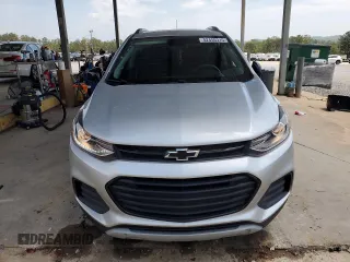 2020 Chevrolet Trax LT z VIN KL7CJLSB4LB322740, wystawiony jako Copart lot #52455315 z przebiegiem 62 462 mil mil oraz Szkoda całkowita • Salvage title. Historia ofert i sprzedaży dostępna na DreamBid. Obrazek 5.