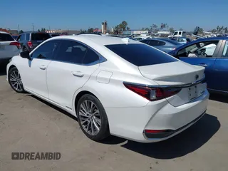 2021 Lexus ES 300h z VIN 58ADA1C1XMU003788, wystawiony jako IAAI lot #42315614 z przebiegiem 202 131 mil mil oraz . Historia ofert i sprzedaży dostępna na DreamBid. Obrazek 3.