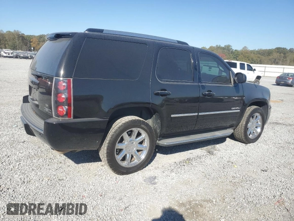 2011 GMC Yukon Denali with VIN 1GKS1EEFXBR121055, listed as a Copart auction lot 77194354 with 98,806 mi miles and Salvage Title. Bid and sale history available at carsss.com. Image 3.