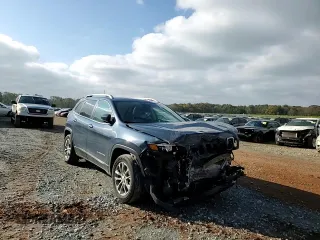 2021 Jeep Cherokee Latitude Lux with VIN 1C4PJLMN4MD154874, listed as a Copart auction lot 82376734 with 54,992 mi miles and Salvage Title. Bid and sale history available at carsss.com. Image 12.