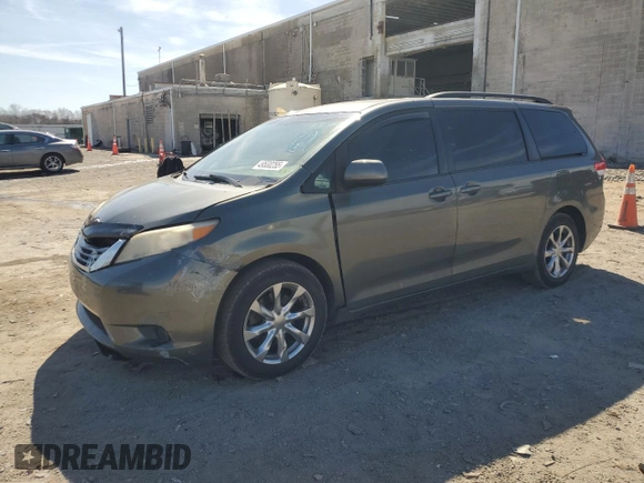 2012 Toyota Sienna LE with VIN 5TDJK3DC3CS040000, listed as a Copart auction lot 49530255 with 165,478 mi miles and Salvage Title. Bid and sale history available at carsss.com. Image 1.