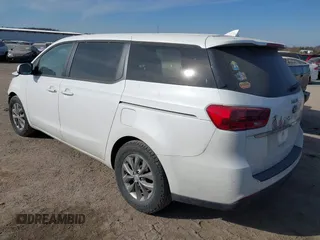 2021 Kia Sedona LX with VIN KNDMB5C18M6666362, listed as a IAAI auction lot 41427758 with 47,086 mi miles. Bid and sale history available at carsss.com. Image 3.