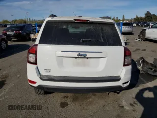 2017 Jeep Compass Sport z VIN 1C4NJCBA3HD147413, wystawiony jako Copart lot #52824965 z przebiegiem 100 072 mil mil oraz Szkoda całkowita • Salvage title. Historia ofert i sprzedaży dostępna na DreamBid. Obrazek 6.