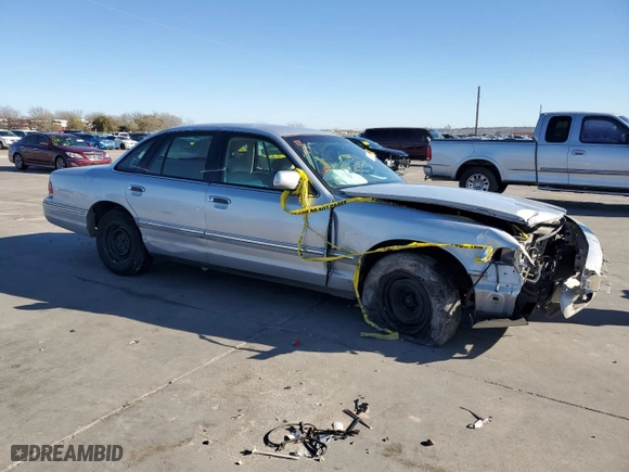 1996 Ford Crown Victoria with VIN 2FALP73WXTX212627, listed as a Copart auction lot 86918474 with 109,307 mi miles and Salvage Title. Bid and sale history available at carsss.com. Image 4.