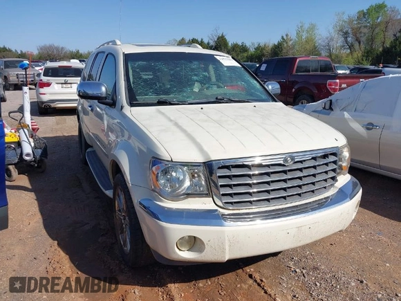 2008 Chrysler Aspen Limited z VIN 1A8HX582X8F150801, wystawiony jako IAAI lot #41995303 z przebiegiem 272 950 mil mil oraz . Historia ofert i sprzedaży dostępna na DreamBid. Obrazek 1.
