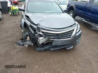 2015 Nissan Altima 2.5 S with VIN 1N4AL3AP4FC145273, listed as a IAAI auction lot 41918180 with 136,239 mi miles. Bid and sale history available at carsss.com. Image 6.