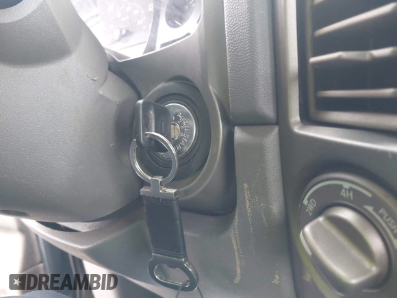 2005 Nissan Titan SE с VIN 1N6AA06B45N514239, выставлен на аукционе IAAI как лот 41370064 с пробегом 95 122 миль миль и . История ставок и продаж доступна на DreamBid. Изображение 11.