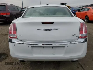 2014 Chrysler 300 C with VIN 2C3CCAKT8EH287743, listed as a Copart auction lot 46525465 with 86,282 mi miles and Salvage Title. Bid and sale history available at DreamBid. Image 6.