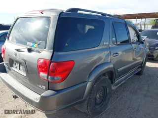 2006 Toyota Sequoia SR5 with VIN 5TDZT34A16S275045, listed as a IAAI auction lot 41761960 with 1 mi miles. Bid and sale history available at carsss.com. Image 4.
