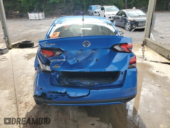 2020 Nissan Versa S z VIN 3N1CN8DV2LL916126, wystawiony jako Copart lot #56963015 z przebiegiem 68 754 mil mil oraz Szkoda całkowita • Salvage title. Historia ofert i sprzedaży dostępna na DreamBid. Obrazek 6.
