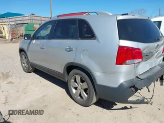 2013 Kia Sorento EX with VIN 5XYKU4A24DG390573, listed as a IAAI auction lot 41628998 with 137,145 mi miles and . Bid and sale history available at carsss.com. Image 3.