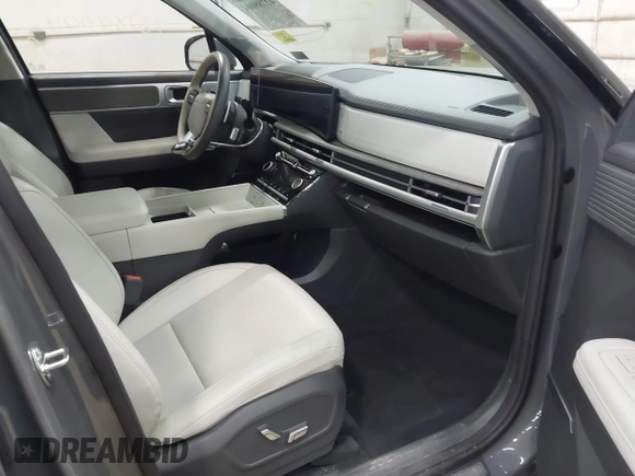 2024 Hyundai Santa Fe Calligraphy with VIN 5NMP5DGL6RH053435, listed as a IAAI auction lot 42789004 with 15,643 mi miles and . Bid and sale history available at DreamBid. Image 5.