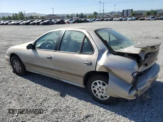 2002 Pontiac Sunfire SE z VIN 1G2JB524227409529, wystawiony jako Copart lot #59048045 z przebiegiem 89 377 mil mil oraz Szkoda całkowita • Salvage title. Historia ofert i sprzedaży dostępna na DreamBid. Obrazek 2.
