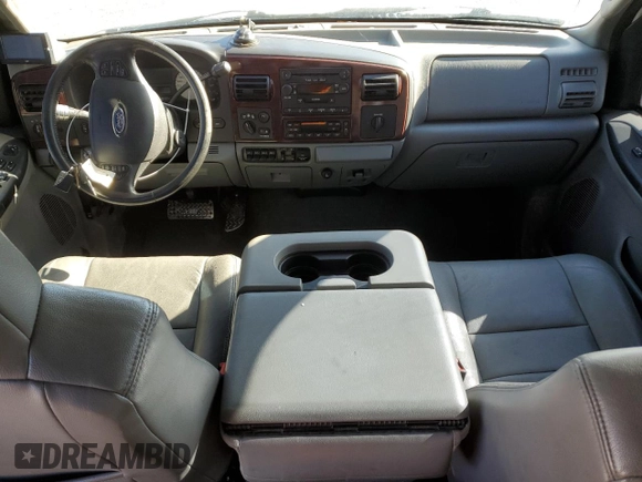 2005 Ford F-350 XL with VIN 1FTWW31P85EB85950, listed as a Copart auction lot 52202905 with 231,661 mi miles and Clean Title. Bid and sale history available at DreamBid. Image 8.