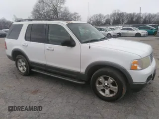 2003 Ford Explorer XLT with VIN 1FMZU73K13ZB11864, listed as a IAAI auction lot 41752275 with 269,307 mi miles. Bid and sale history available at carsss.com. Image 1.
