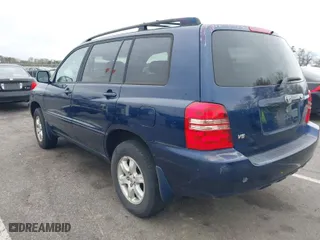 2002 Toyota Highlander with VIN JTEHF21A120059187, listed as a IAAI auction lot 42072524 with 232,576 mi miles. Bid and sale history available at carsss.com. Image 3.