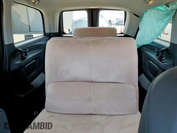2023 Mercedes-Benz Metris с VIN W1WV0FEY6P4312984, выставлен на аукционе Copart как лот 61163905 с пробегом 8 092 миль миль и Списание • Salvage title. История ставок и продаж доступна на DreamBid. Изображение 10.