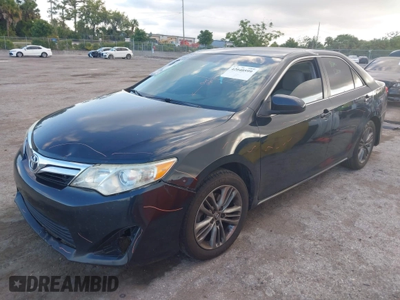 2014 Toyota Camry L with VIN 4T4BF1FK7ER349244, listed as a IAAI auction lot 42040599 with 186,545 mi miles. Bid and sale history available at carsss.com. Image 18.