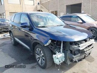 2019 Mitsubishi Outlander ES with VIN JA4AZ3A3XKZ044195, listed as a IAAI auction lot 42439064 with 124,080 mi miles and . Bid and sale history available at DreamBid. Image 1.
